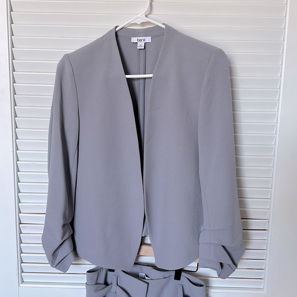 Bar III Suit - Picture 2 of 9